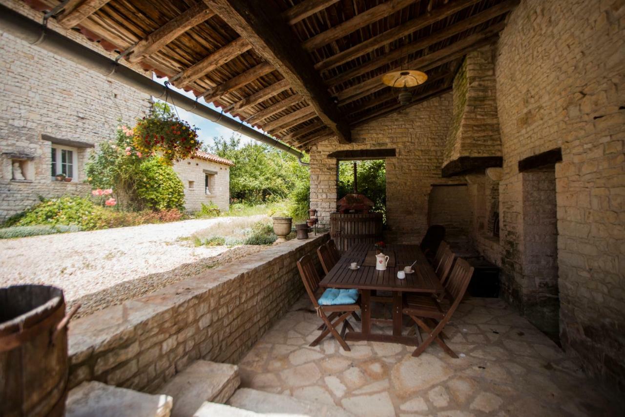 Bed and Breakfast Le Logis De L'Espoir Jauldes Exterior foto